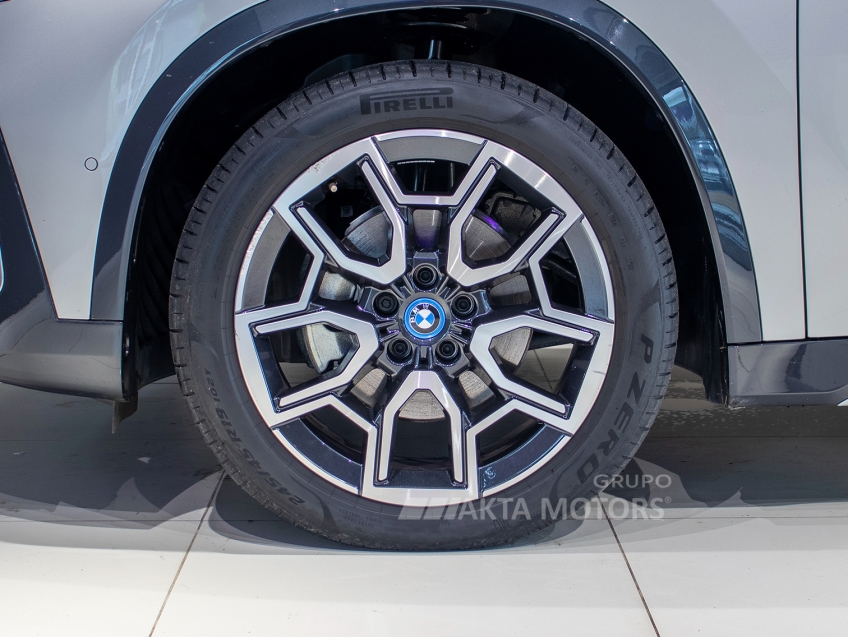 bmw ix1 eletrico edrive20 x line 1.3 4p automatico 202514