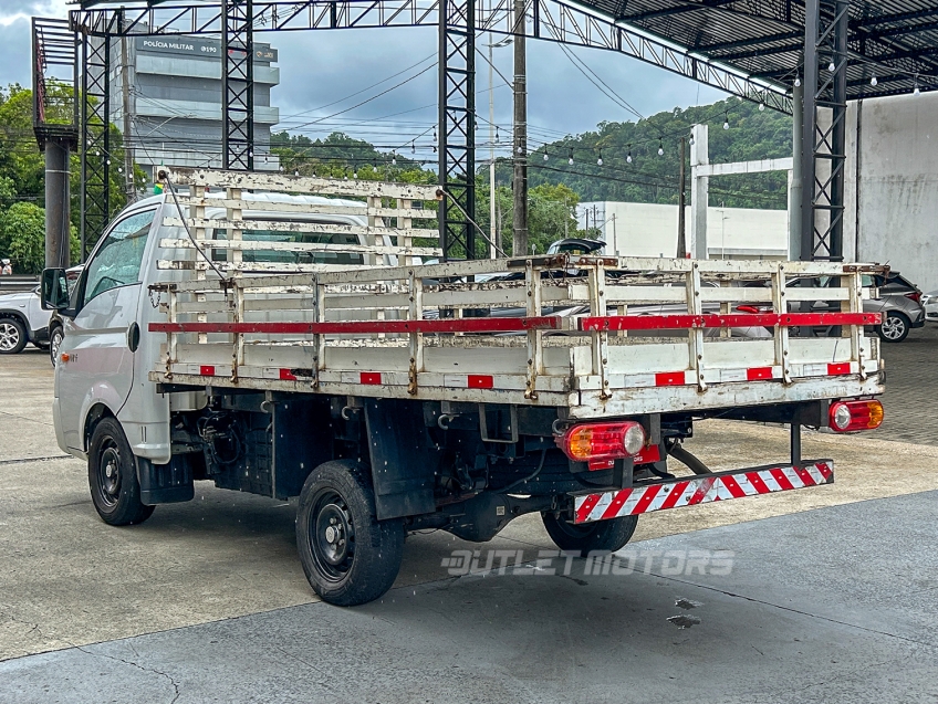 hyundai hr 2.5 longo sem cacamba 4x2 16v 130cv turbo intercooler diesel 2p manual 201810