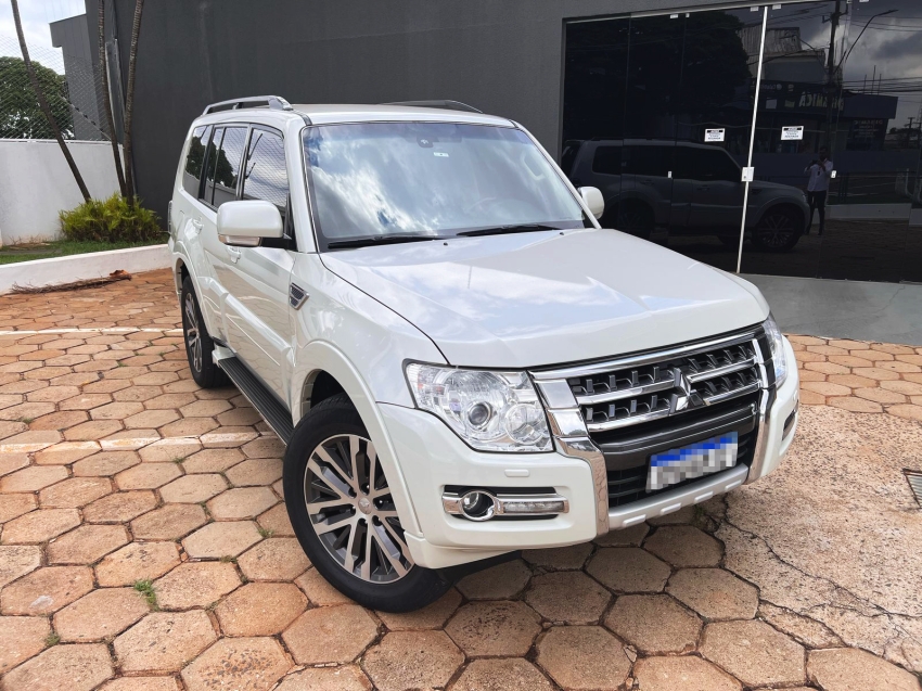 mitsubishi pajero full 3.2 hpe 4x4 16v turbo intercooler diesel 4p automatico manual 2020 mitsubishi pajero full 3.2 hpe 4x4 16v turbo intercooler diesel 4p automatico manual 2020