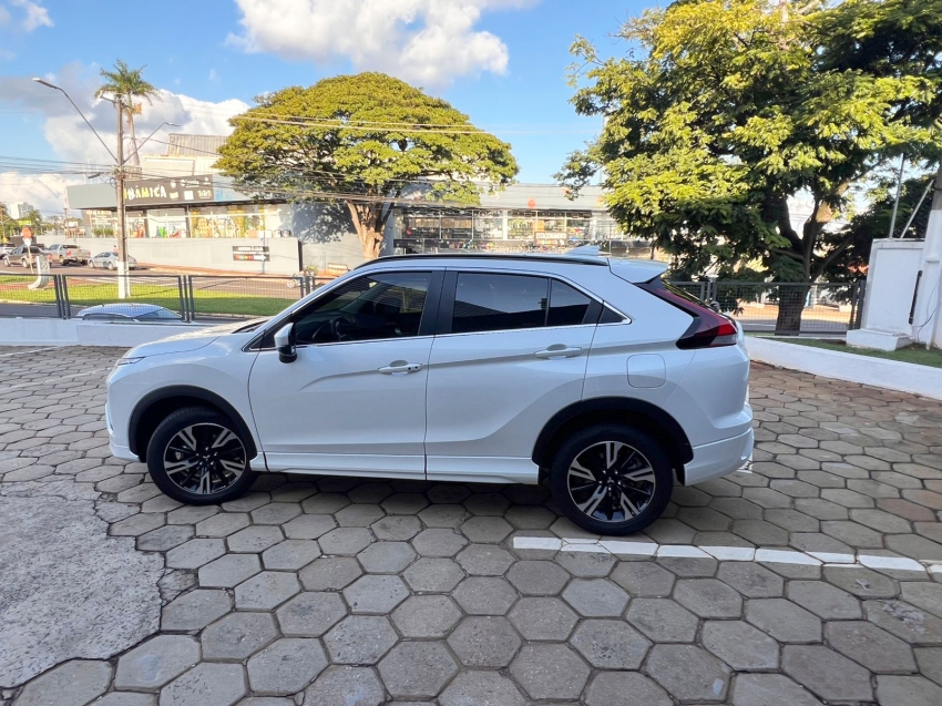 mitsubishi eclipse cross 1.5 mivec turbo gasolina hpe cvt 4p manual 2026