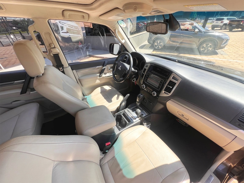 mitsubishi pajero full 3.2 hpe 4x4 16v turbo intercooler diesel 4p automatico manual 2019