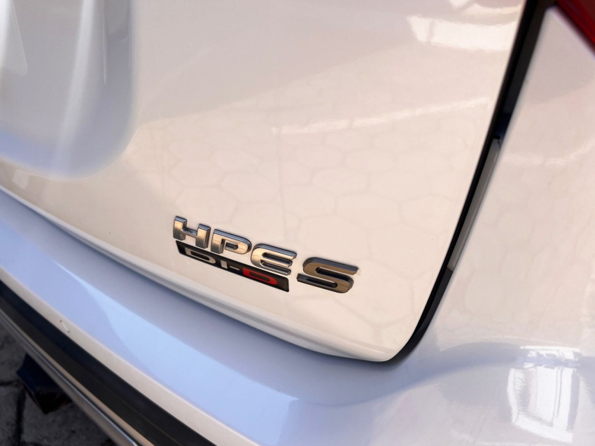 mitsubishi outlander 2.2 mivec di-d diesel hpe-s awd automatico 1.6 5p manual 2019