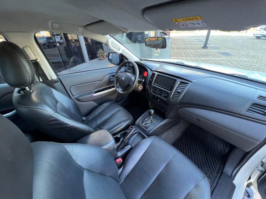 mitsubishi l200 triton 2.4 16v turbo diesel sport gls cd 4p 4x4 automatico manual 201916