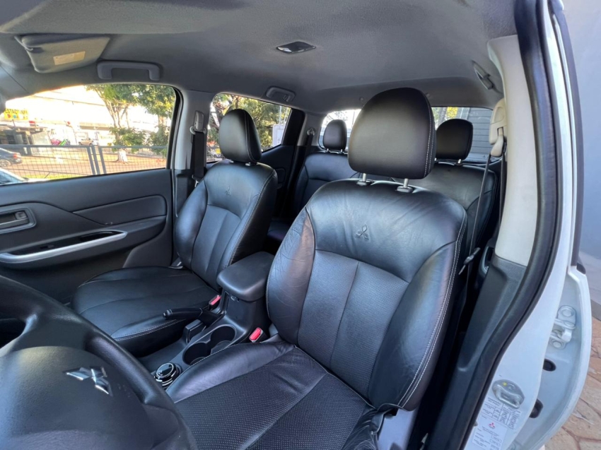 mitsubishi l200 triton 2.4 16v turbo diesel sport gls cd 4p 4x4 automatico manual 201913