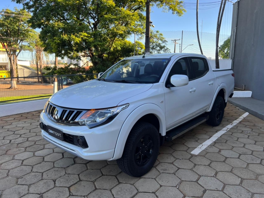 mitsubishi l200 triton 2.4 16v turbo diesel sport gls cd 4p 4x4 automatico manual 20191