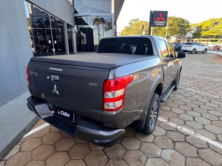 mitsubishi l200 triton 2.4 16v turbo diesel sport hpe top cd 4p 4x4 automatico manual 20187