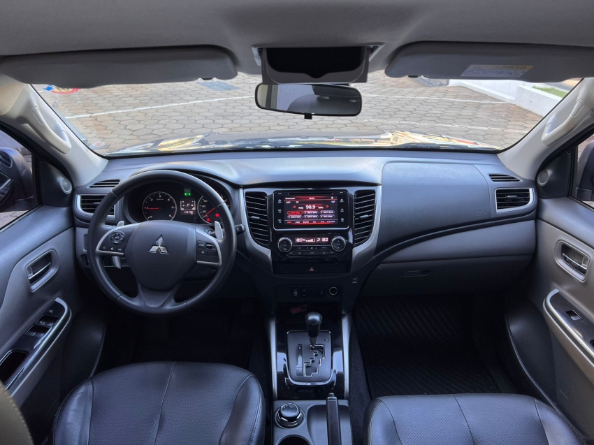 mitsubishi l200 triton 2.4 16v turbo diesel sport hpe top cd 4p 4x4 automatico manual 201817