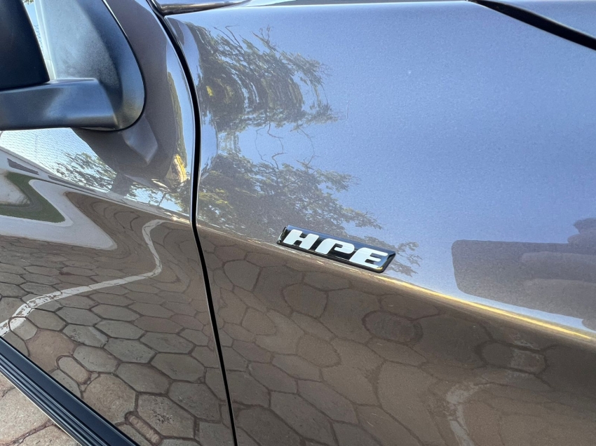 mitsubishi l200 triton 2.4 16v turbo diesel sport hpe top cd 4p 4x4 automatico manual 201810