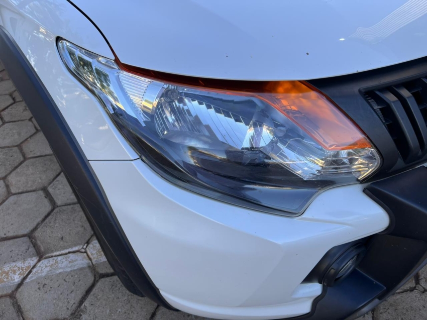 mitsubishi l200 triton 2.4 16v turbo diesel outdoor glx cd 4x4 manual 4p 20243