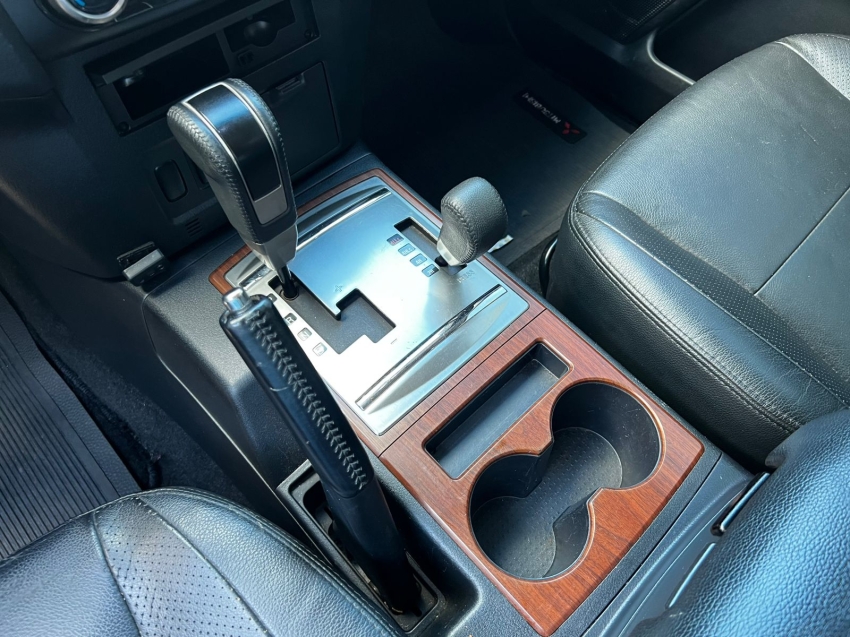 mitsubishi pajero full 3.8 hpe 4x4 v6 24v gasolina 2p automatico 201212