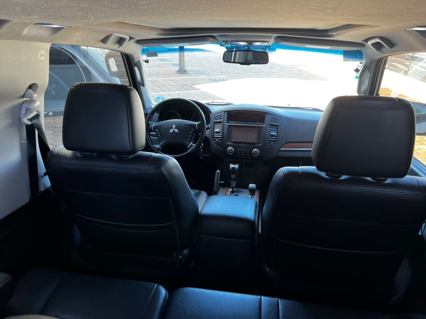 mitsubishi pajero full 3.8 hpe 4x4 v6 24v gasolina 2p automatico 201215