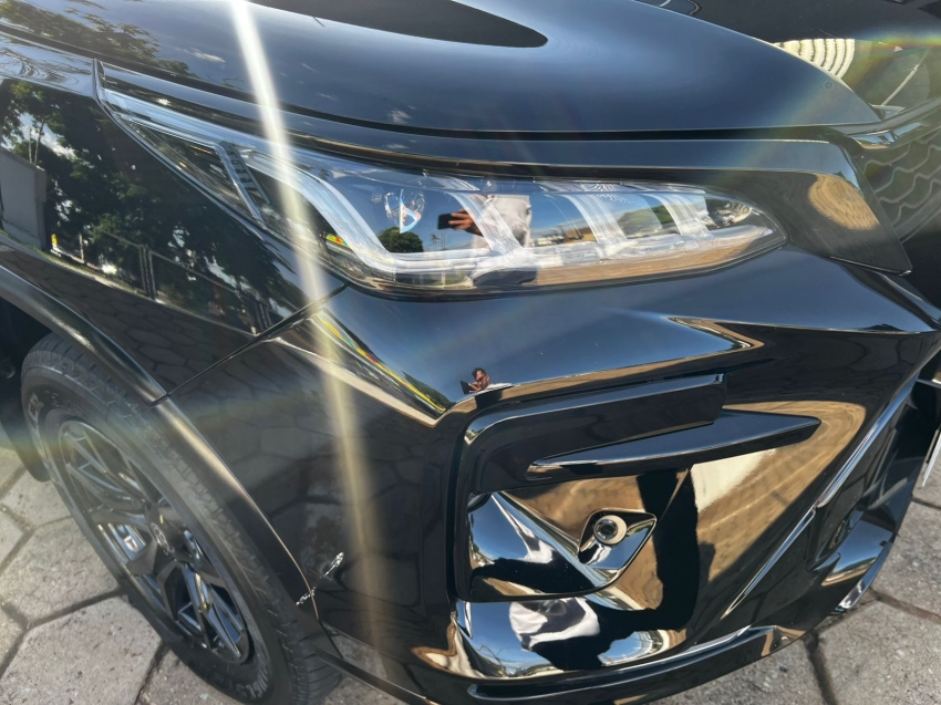 toyota hilux sw4 2.8 d-4d turbo diesel gr-s 7l 4x4 automatico 4p 20243