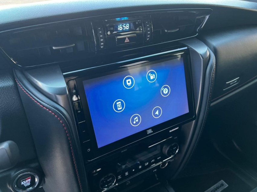 toyota hilux sw4 2.8 d-4d turbo diesel gr-s 7l 4x4 automatico 4p 202423