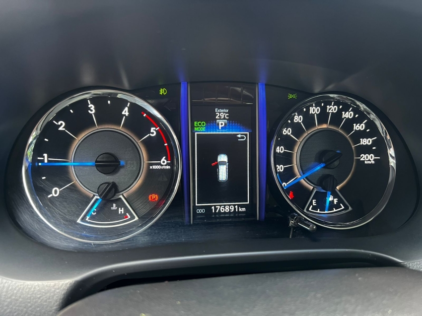 toyota hilux sw4 2.8 srx 4x4 7 lugares 16v turbo intercooler diesel 4p automatico 201713