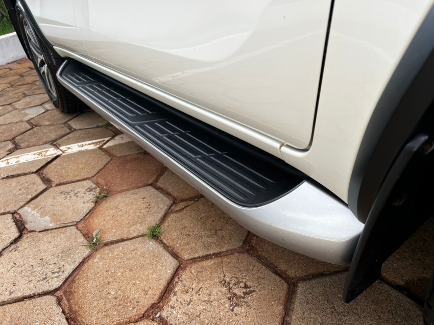 toyota hilux sw4 2.8 srx 4x4 7 lugares 16v turbo intercooler diesel 4p automatico 20179