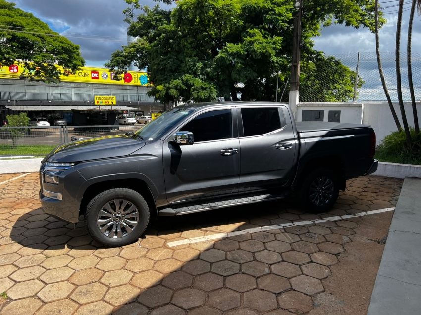 mitsubishi triton 2.4 biturbo diesel cd hpe-s 4x4 automatico 4p 20265