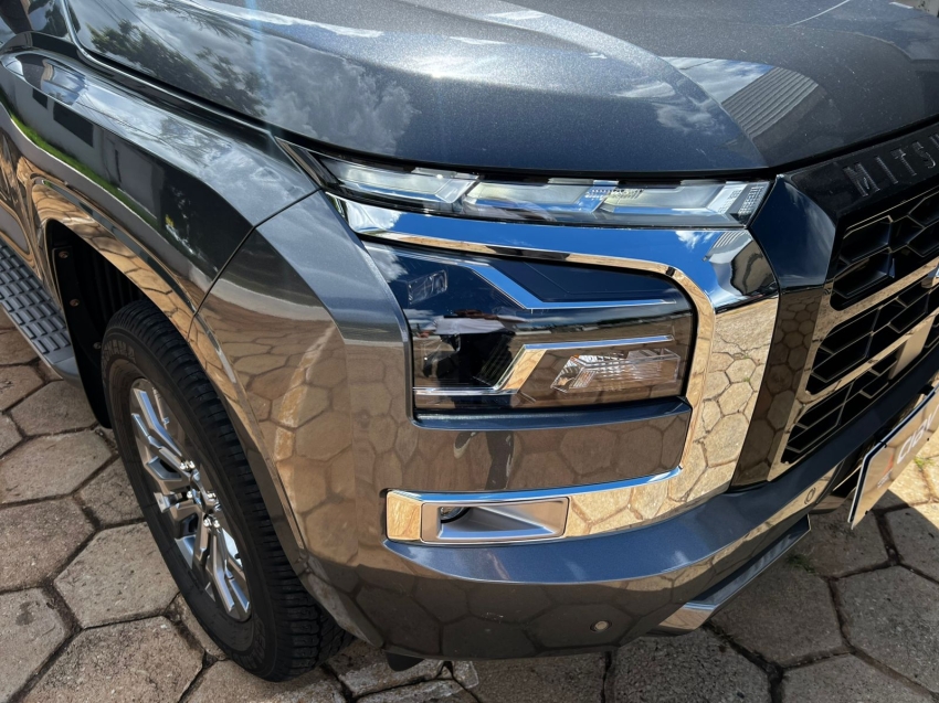 mitsubishi triton 2.4 biturbo diesel cd hpe-s 4x4 automatico 4p 20263