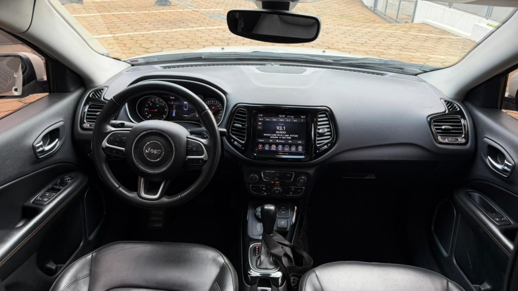 jeep compass limited diesel18
