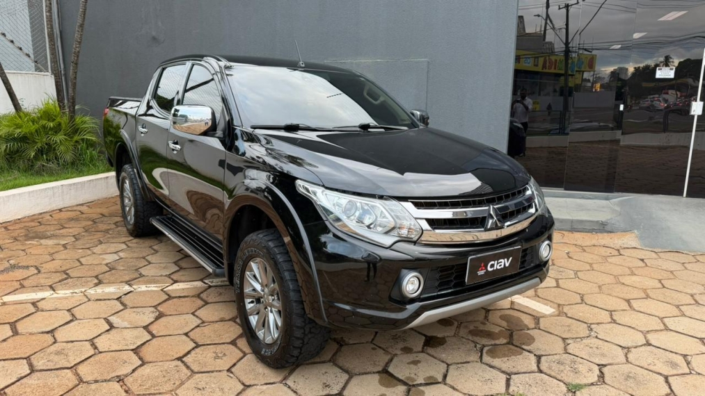 l200 triton sport hpe-s