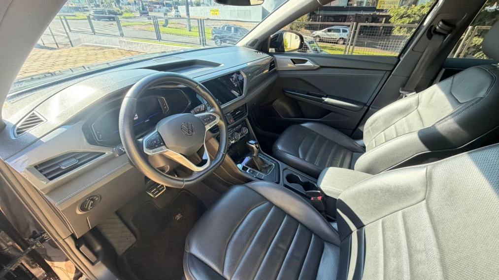 volkswagen taos 1.4 250 tsi total flex highline automatico 4p 202217