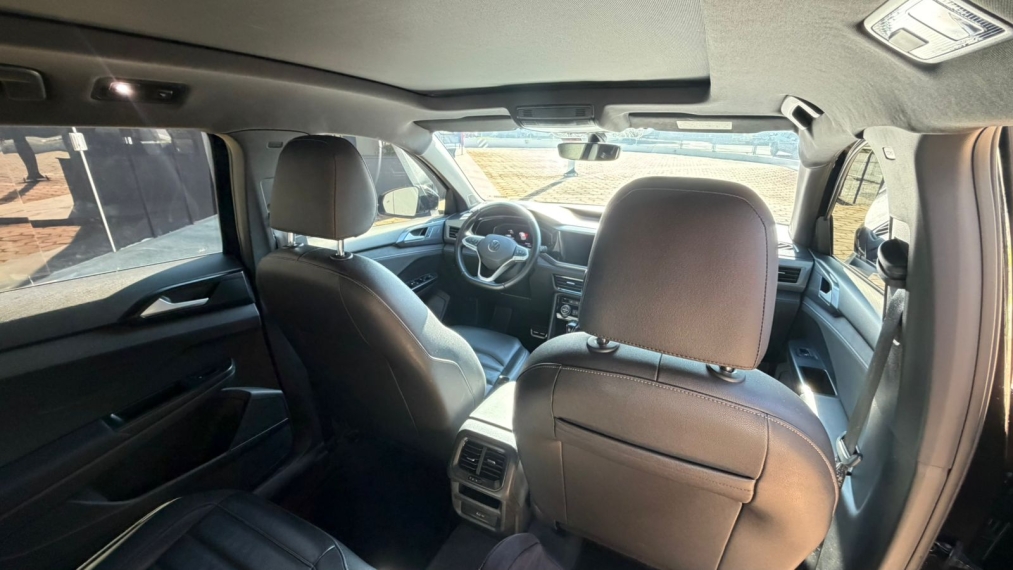 volkswagen taos 1.4 250 tsi total flex highline automatico 4p 202215