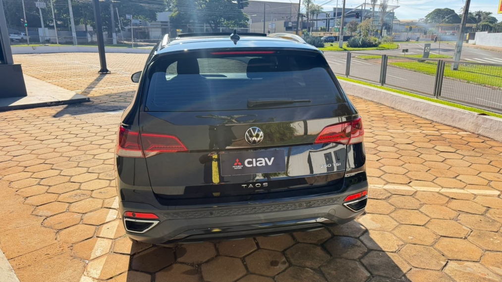 volkswagen taos 1.4 250 tsi total flex highline automatico 4p 20226
