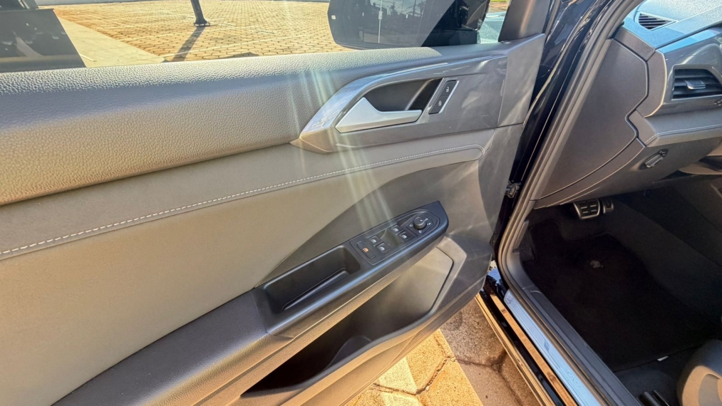 volkswagen taos 1.4 250 tsi total flex highline automatico 4p 202212
