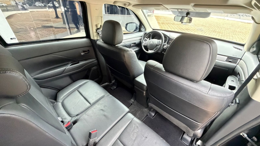 mitsubishi outlander 3.0 gt 4x4 v6 24v gasolina 4p automatico 201514