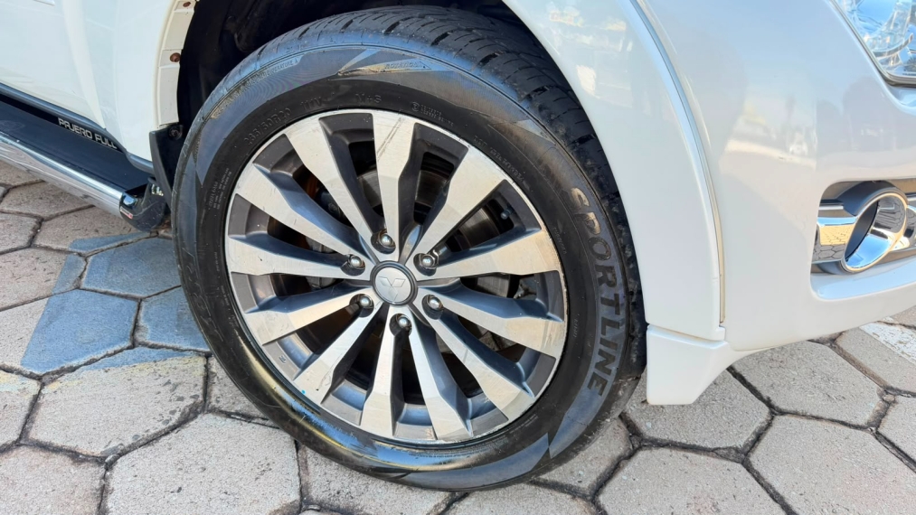 mitsubishi pajero full 3.2 hpe 4x4 16v turbo intercooler diesel 4p automatico 201910