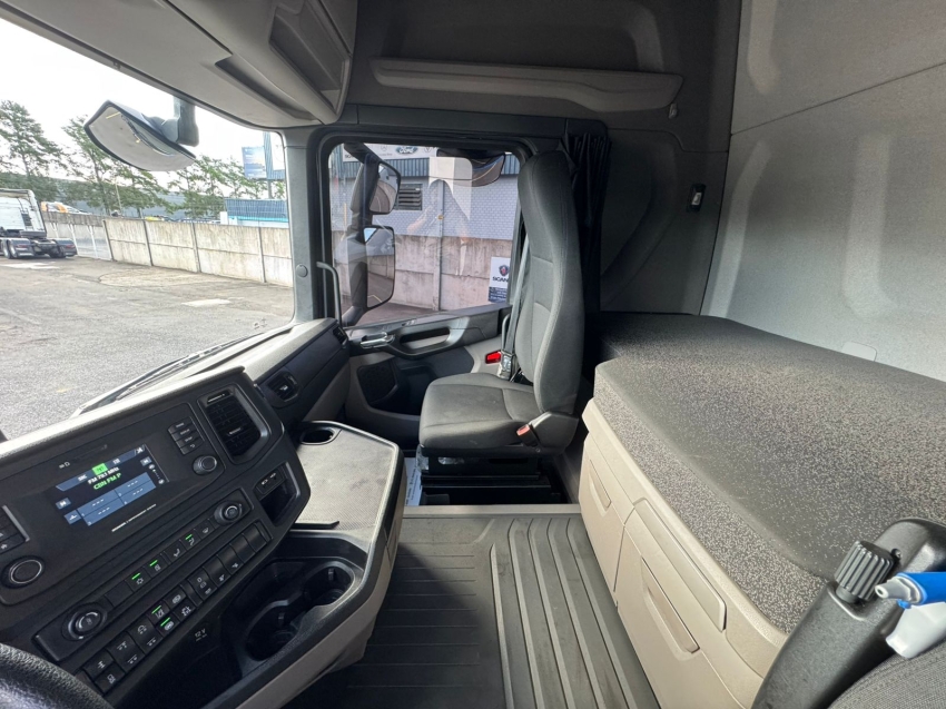 scania r 450 6x2 2024/202427