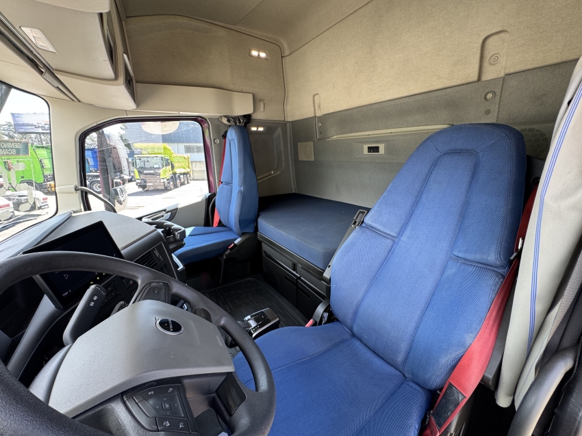 volvo fh460 6x2 2024/20254