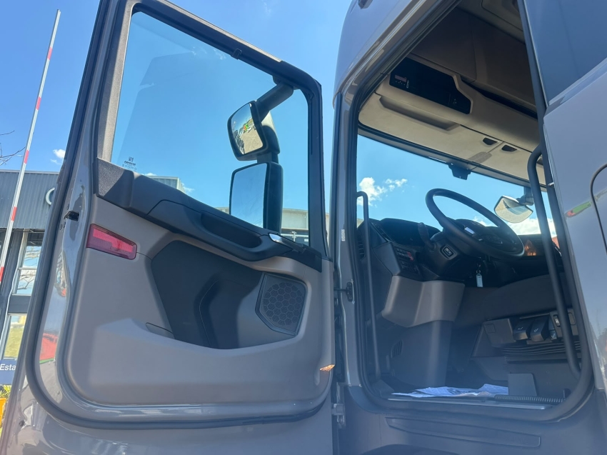 scania rh500 6x2 super7