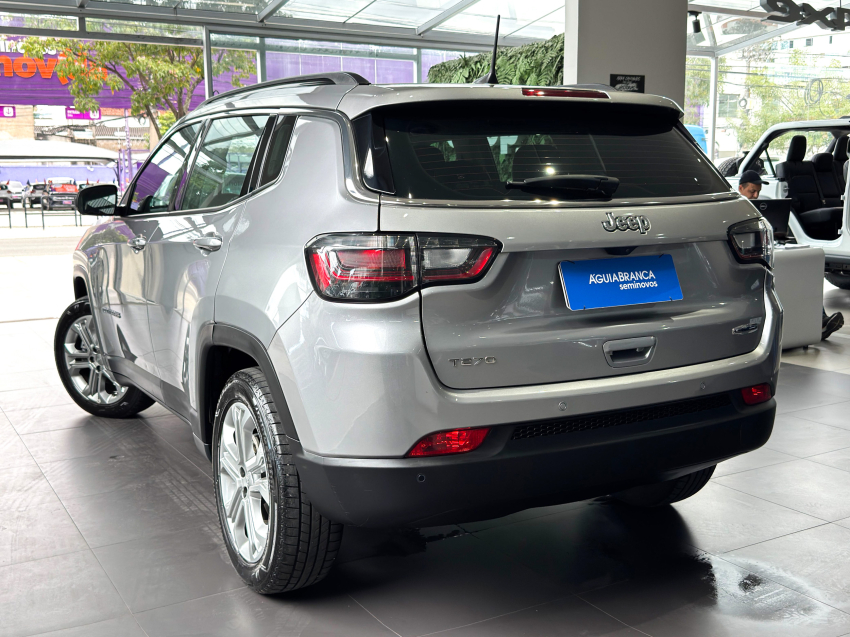 JEEP COMPASS 1.3 T270 TURBO FLEX LONGITUDE AT6 7