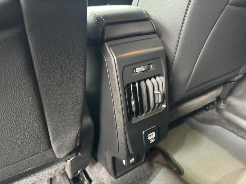 JEEP COMPASS 1.3 T270 TURBO FLEX LONGITUDE AT6 28