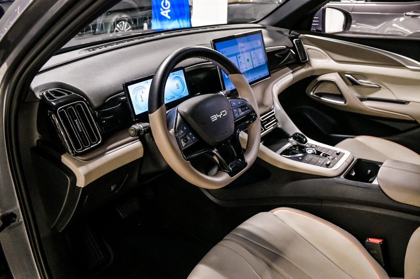BYD SONG PRO 1.5 DM-I HÍBRIDO GL AUTOMÁTICO 14