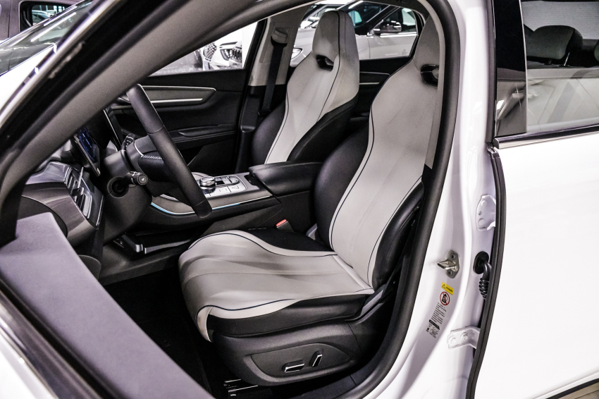 BYD KING 1.5 DM-I PHEV GS AUTOMÁTICO 17
