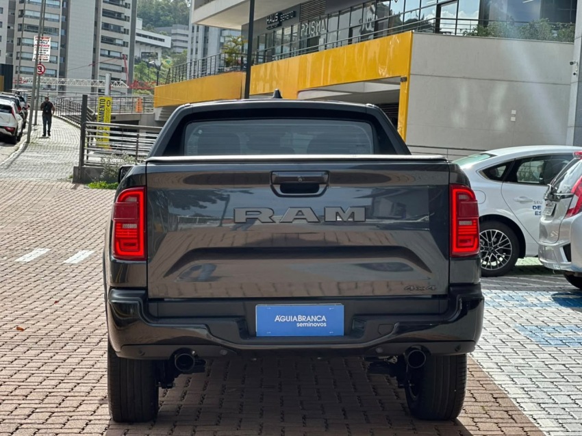 Ram RAMPAGE 2.0 HURRICANE 4 TURBO GASOLINA R/T 4X4 AUTOMÁTICO 9