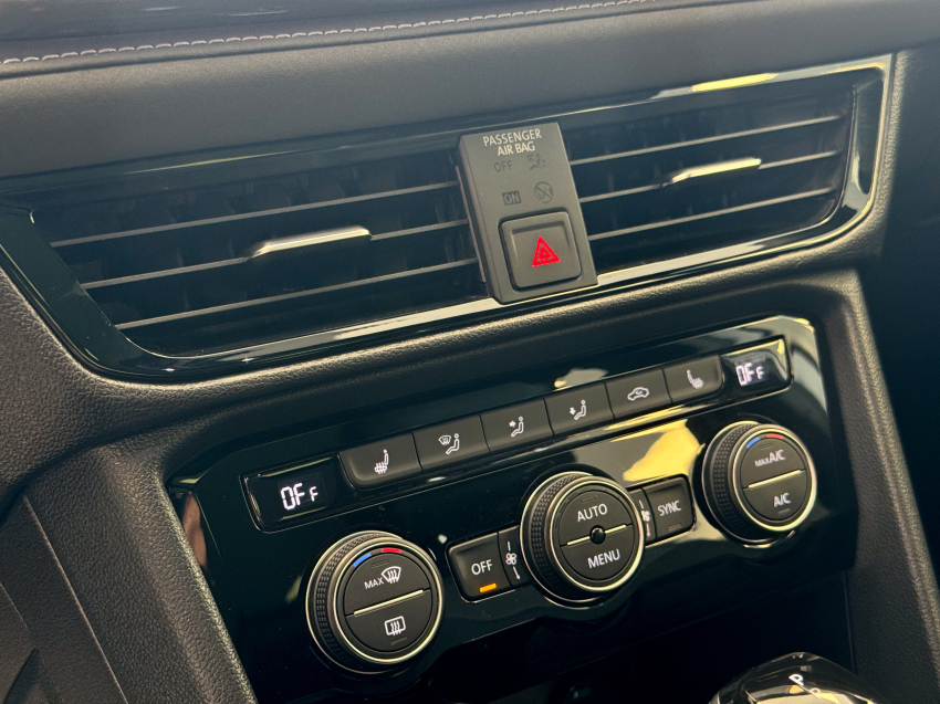 Volkswagen TAOS 1.4 250 TSI TOTAL FLEX HIGHLINE AUTOMÁTICO 18