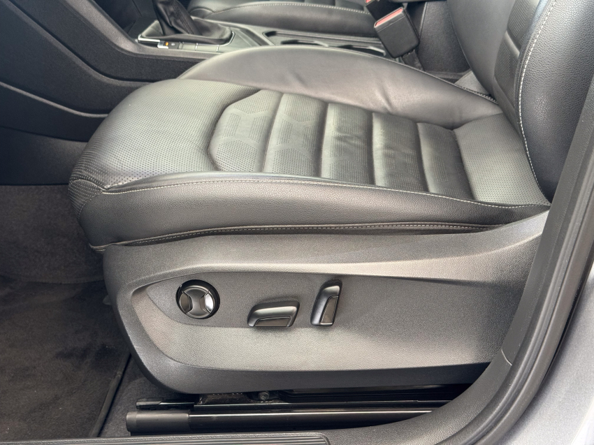 Volkswagen TAOS 1.4 250 TSI TOTAL FLEX HIGHLINE AUTOMÁTICO 24