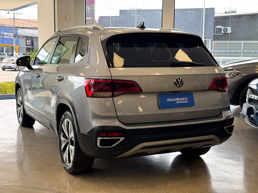 Volkswagen TAOS 1.4 250 TSI TOTAL FLEX HIGHLINE AUTOMÁTICO 7
