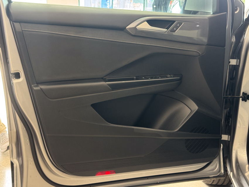 Volkswagen TAOS 1.4 250 TSI TOTAL FLEX HIGHLINE AUTOMÁTICO 21