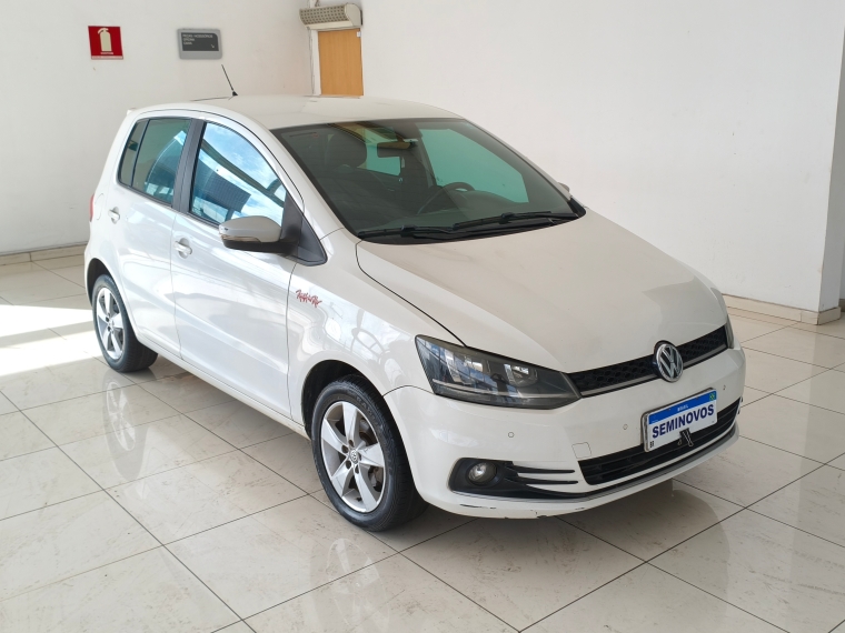 volkswagen fox 1.6 mi rock in rio 8v flex 4p manual 2016 volkswagen fox 1.6 mi rock in rio 8v flex 4p manual 2016