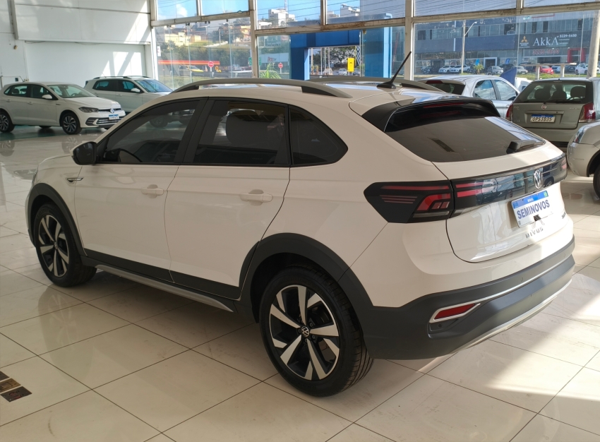 volkswagen nivus 1.0 200 tsi total flex highline automatico 4p 2022