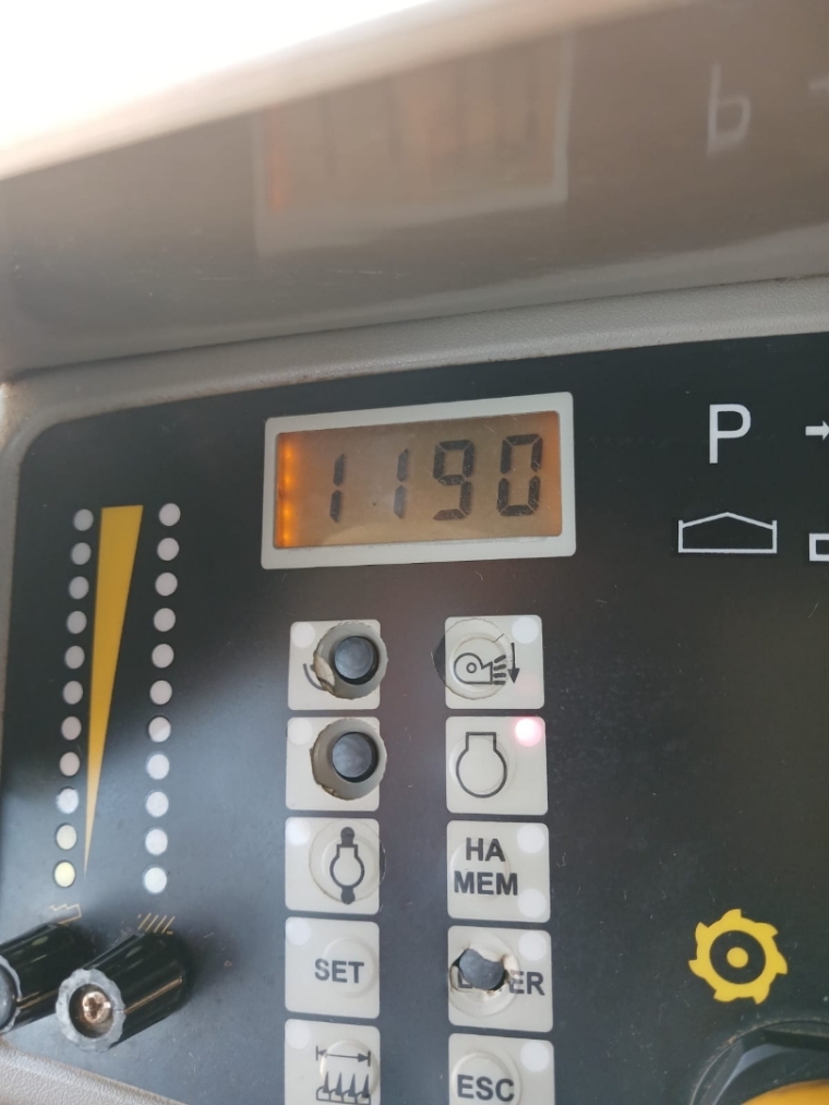 new holland colheitadeira tc 5090 + pl25 pes diesel automatico 2013