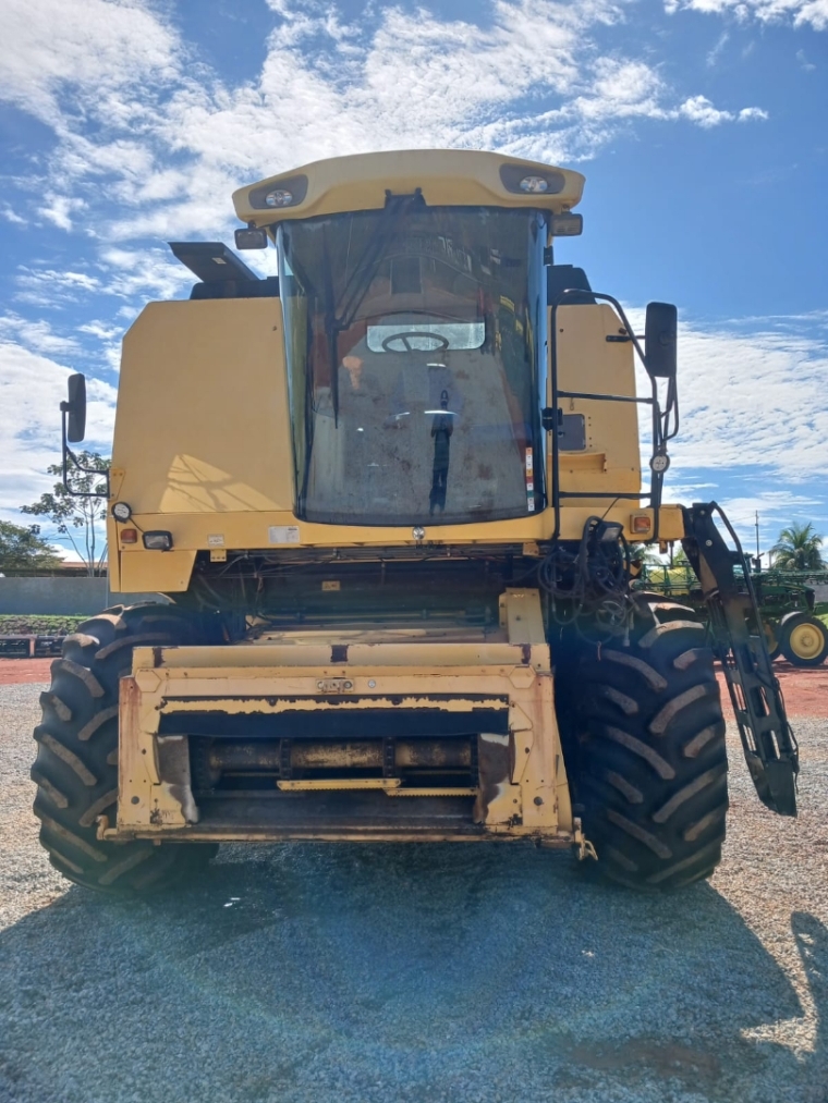 new holland colheitadeira tc 5090 + pl25 pes diesel automatico 2013