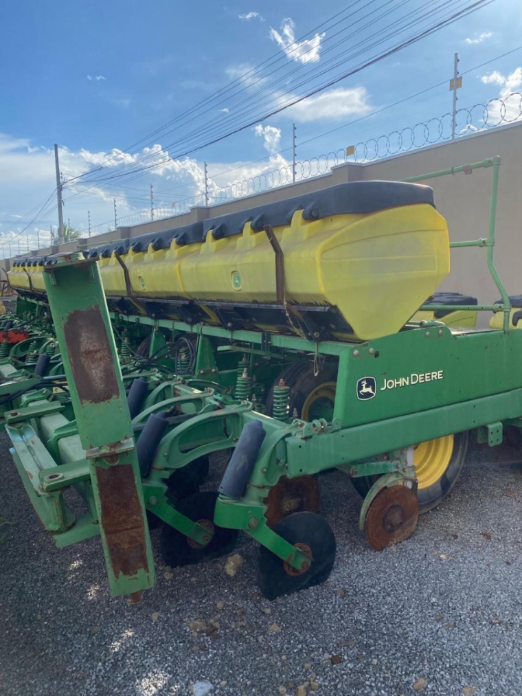 john deere plantadeira 2122 - diesel automatico 2020 john deere plantadeira 2122 - diesel automatico 2020