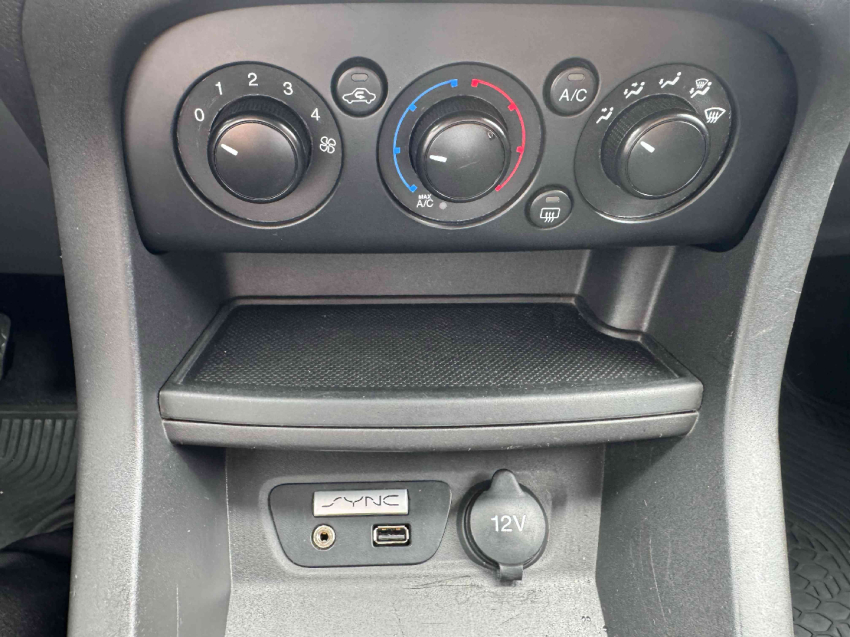 ford ka 1.0 ti-vct flex se manual 2018