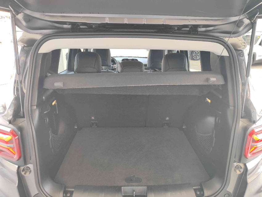 jeep renegade 1.3 t270 turbo flex longitude at6 4p automatico 2024