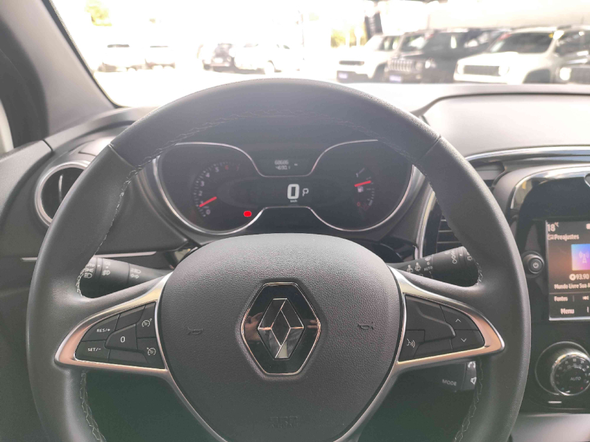 renault captur 1.3 tce flex iconic x-tronic 4p automatico 2022