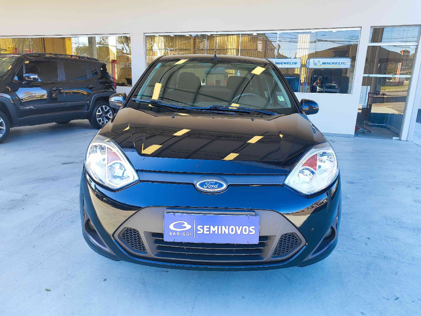 ford fiesta 1.6 rocam se sedan 8v flex 4p manual 2014